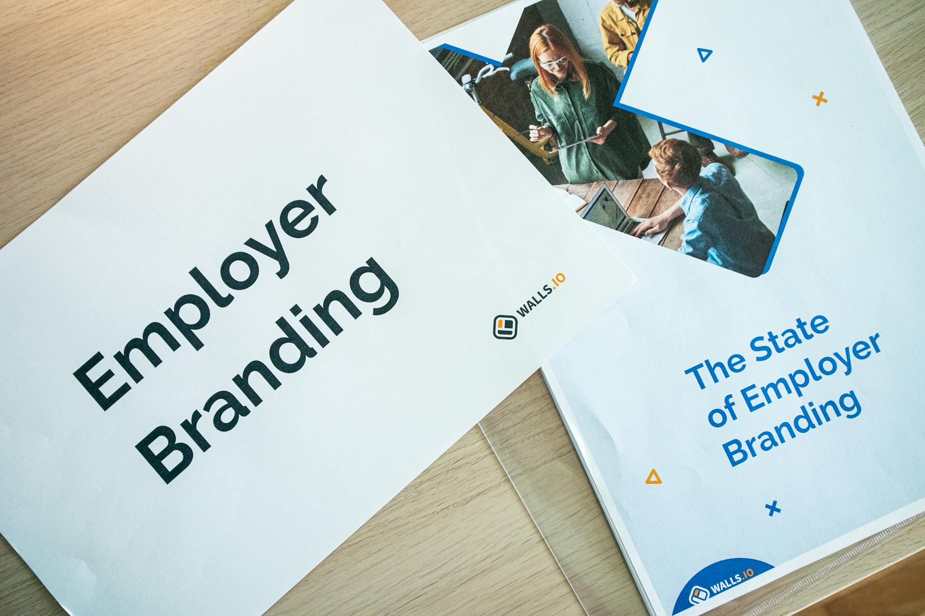 How to Develop a Brand Voice for a DTC Brand (2026)