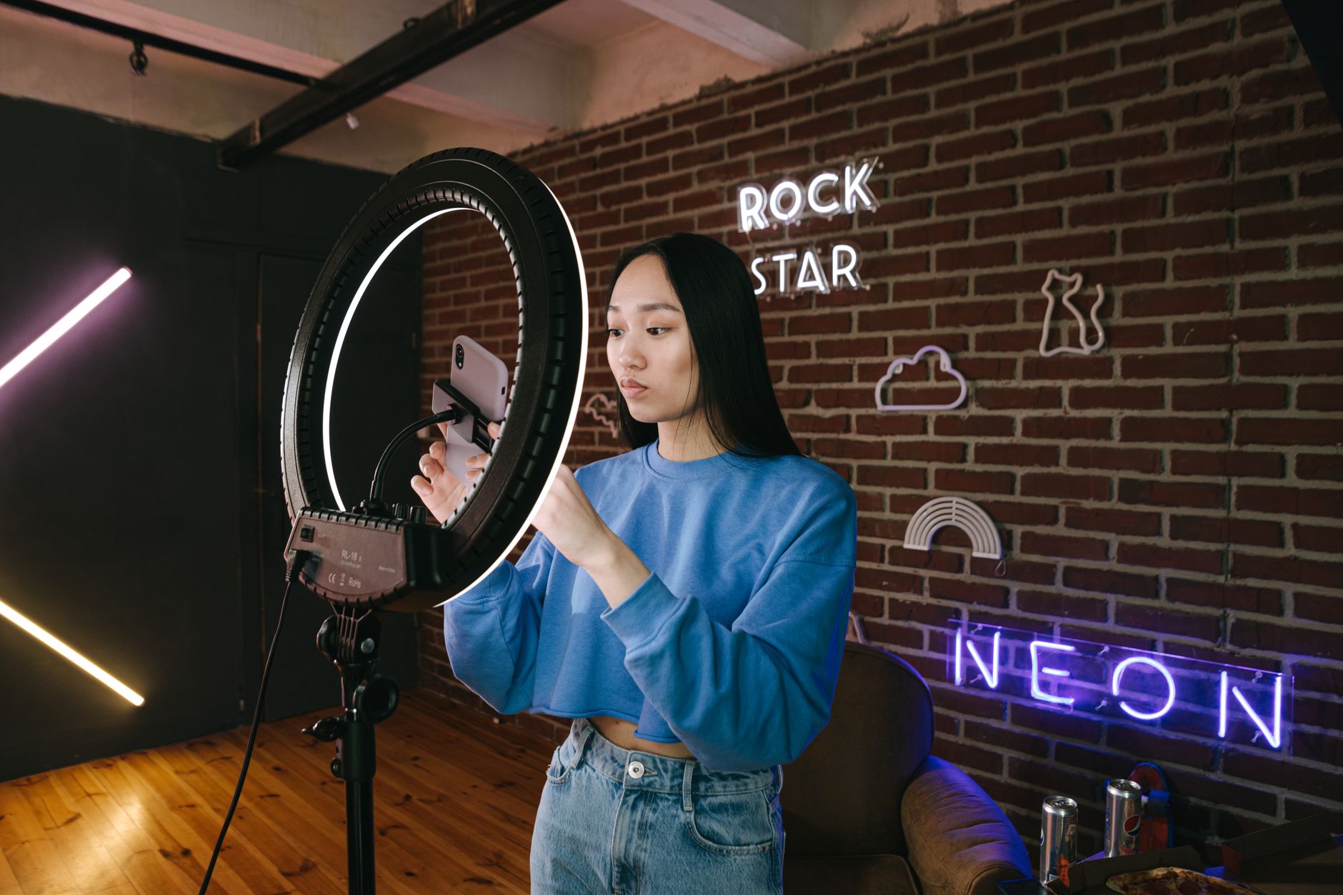 Influencer Partnerships in Brand Campaigns (2026 Guide)